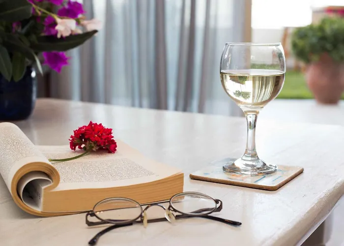 Salty Breeze Beachfront ヴィラ *