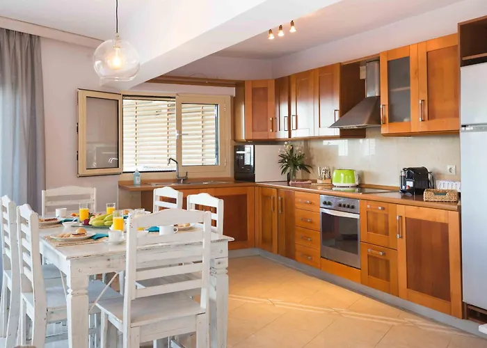 ヴィラ Salty Breeze Beachfront *